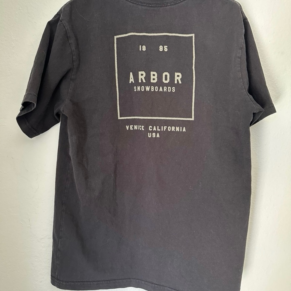 Arbor Charcoal Men's Short Sleeve Tee - Picture 2 of 7